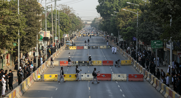 Traffic Across Pakistan Remained Suspended on 10th Muharram for Security and Respect